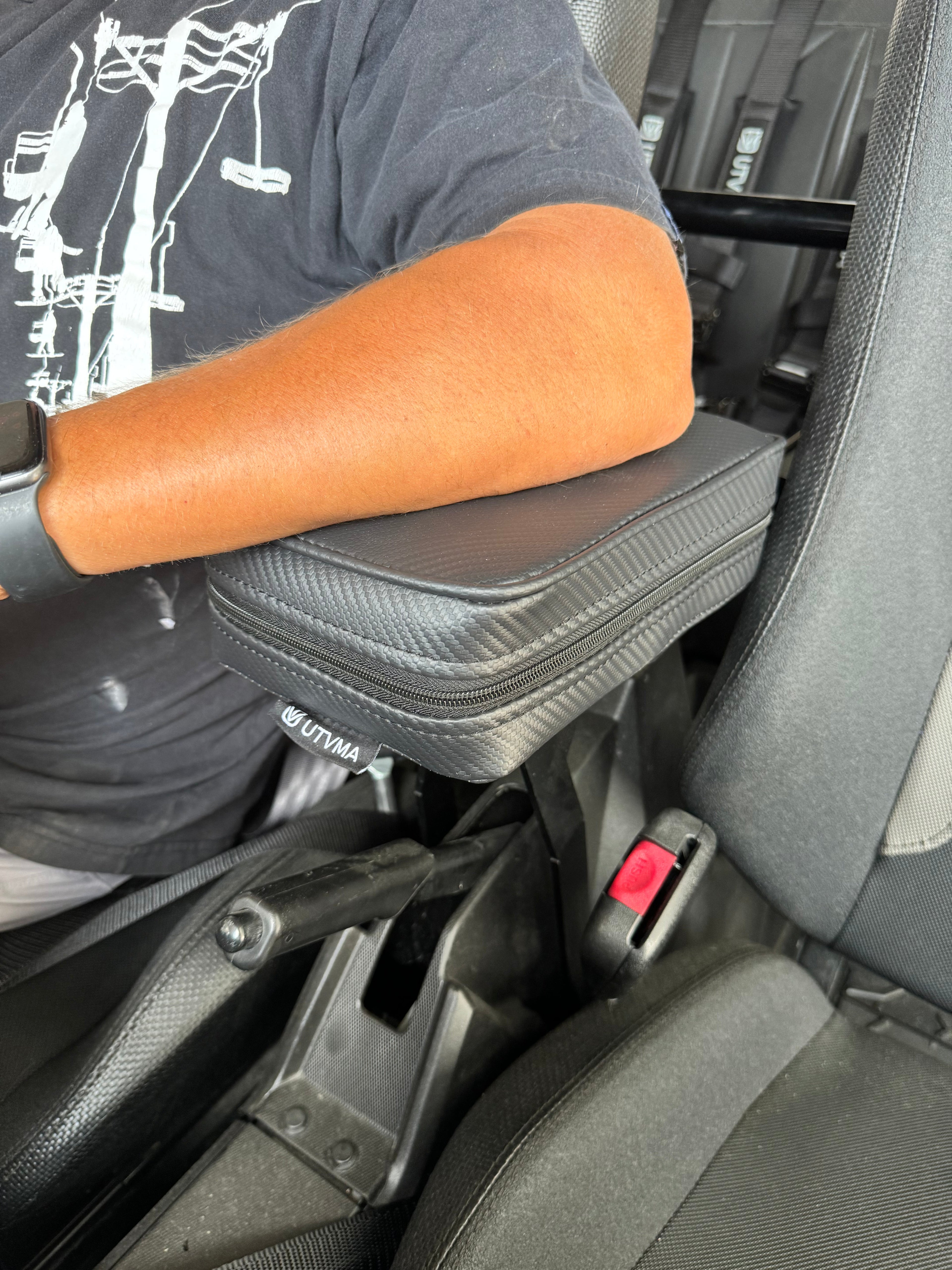 UTVMA RZR Trail Armrest with Bracket (2015-2024)