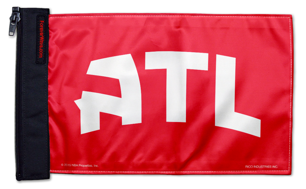 Atlanta Hawks 11"x17" Forever Wave Flag for Jeep Wrangler JKU 4-Door 2007-2018