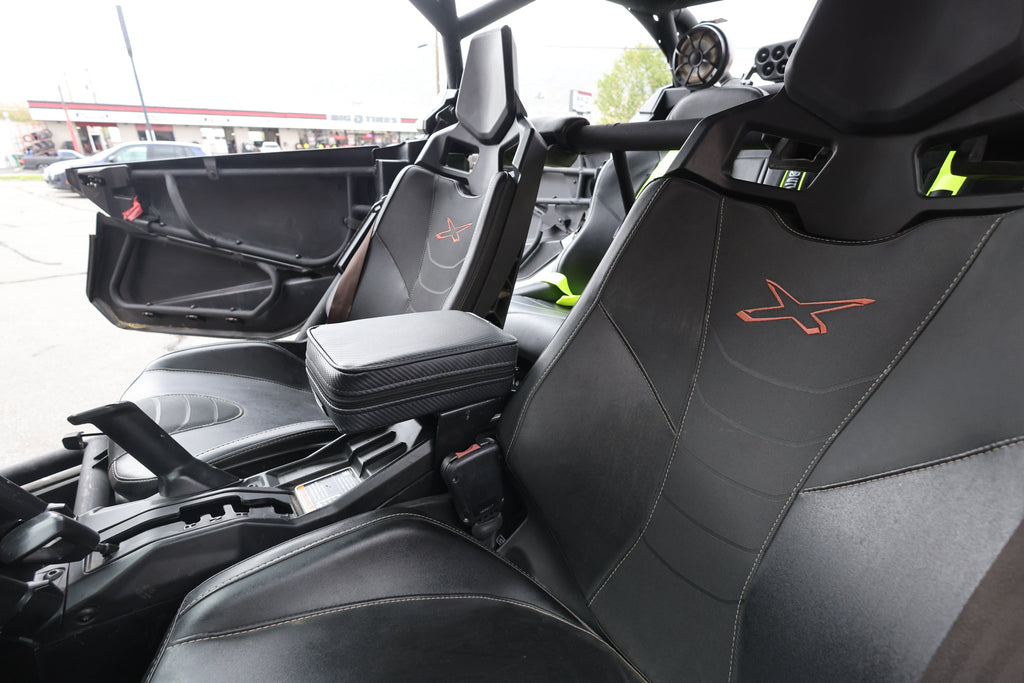 UTVMA Maverick X3 Armrest with Bracket (2017+)