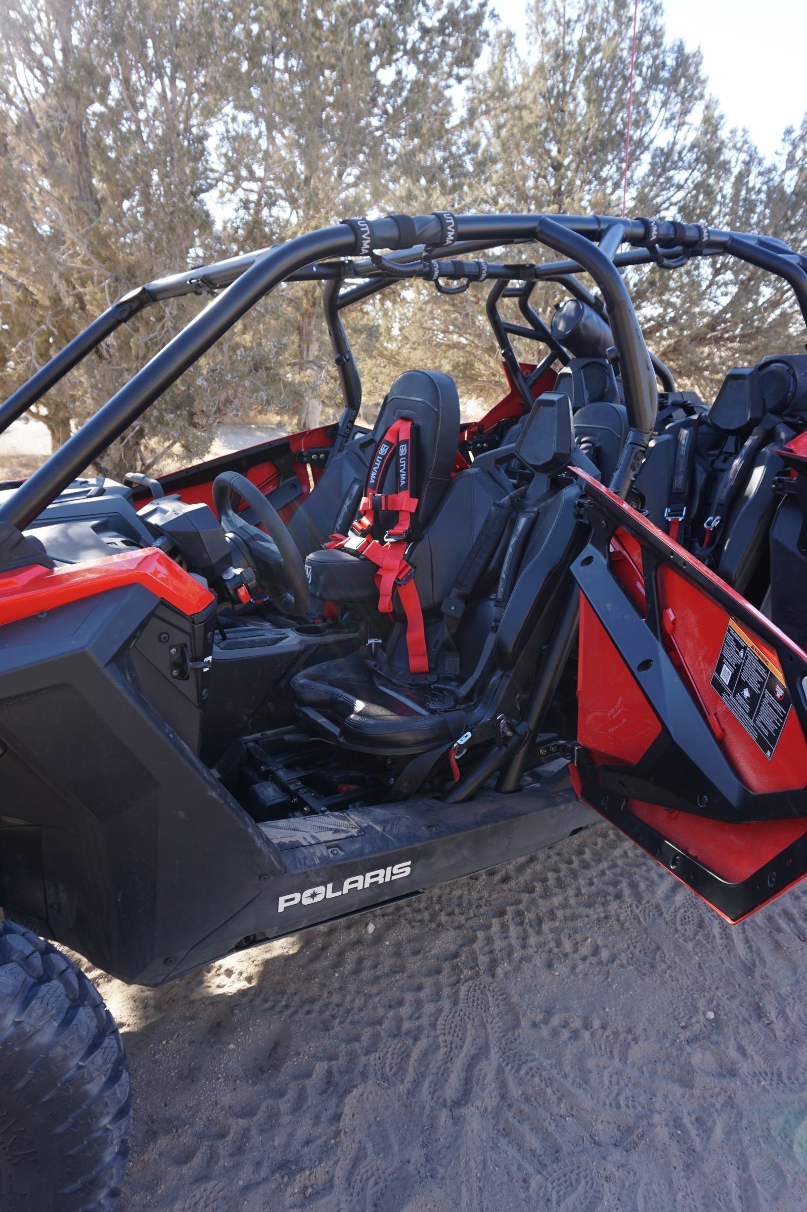 RZR 4 PRO R Front Bump Seat (2025+)